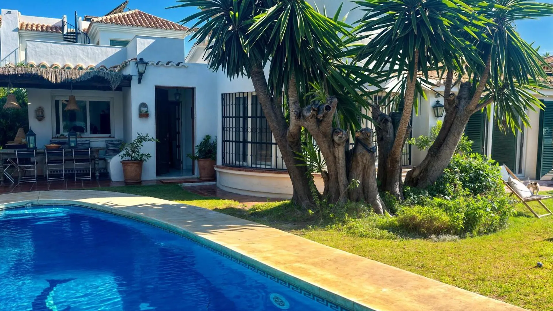 Villa Alfredo - Private Pool Next To The Beach Estepona